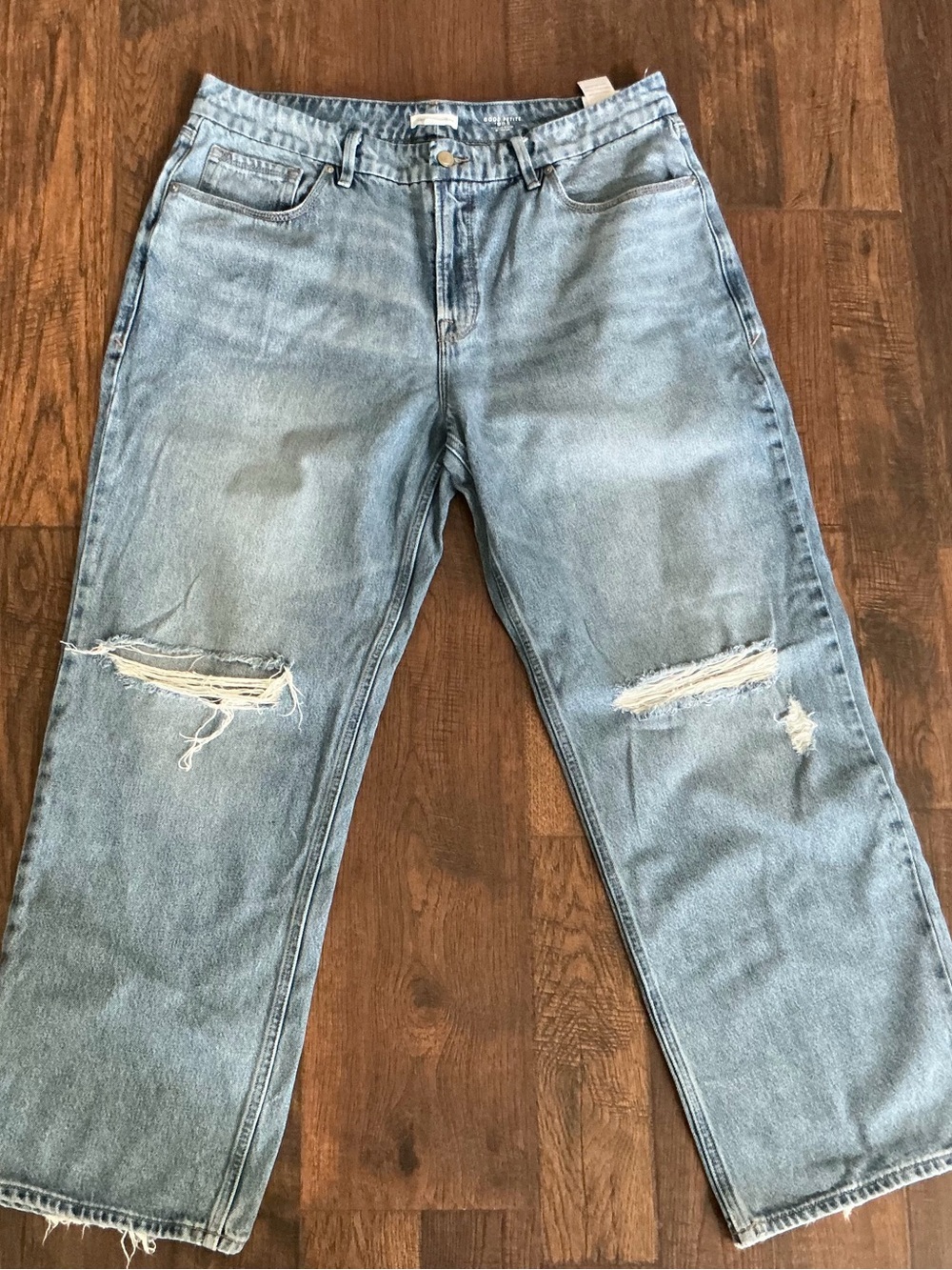 Good American Good Petite 90s Jeans 14/32 Distressed Relaxed Light Wash